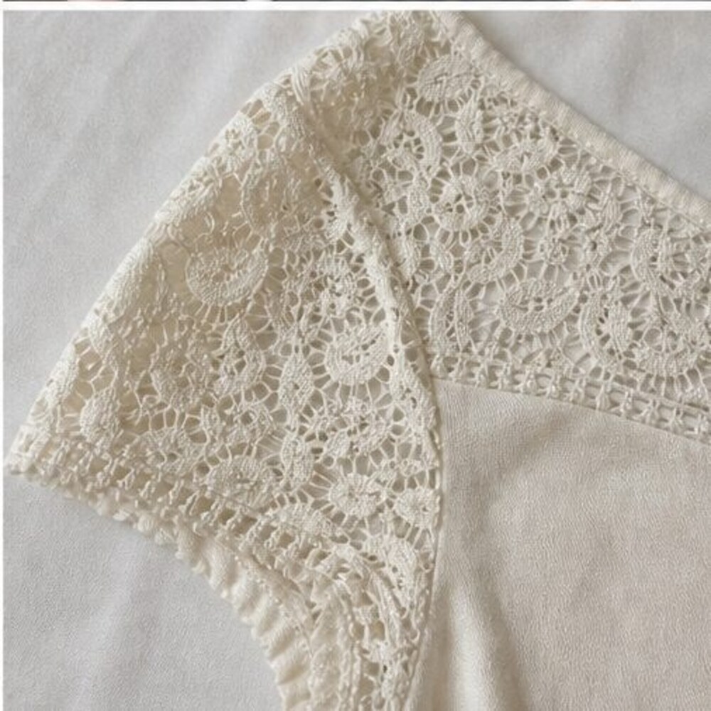 Cream Button Blouse - Picture 5 of 6